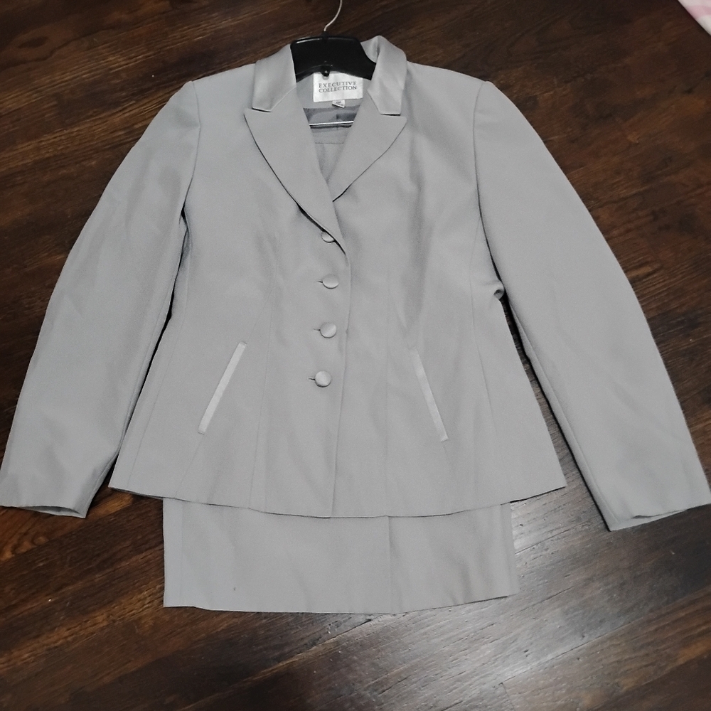 Rafaella Women's Gray Suit Jacket